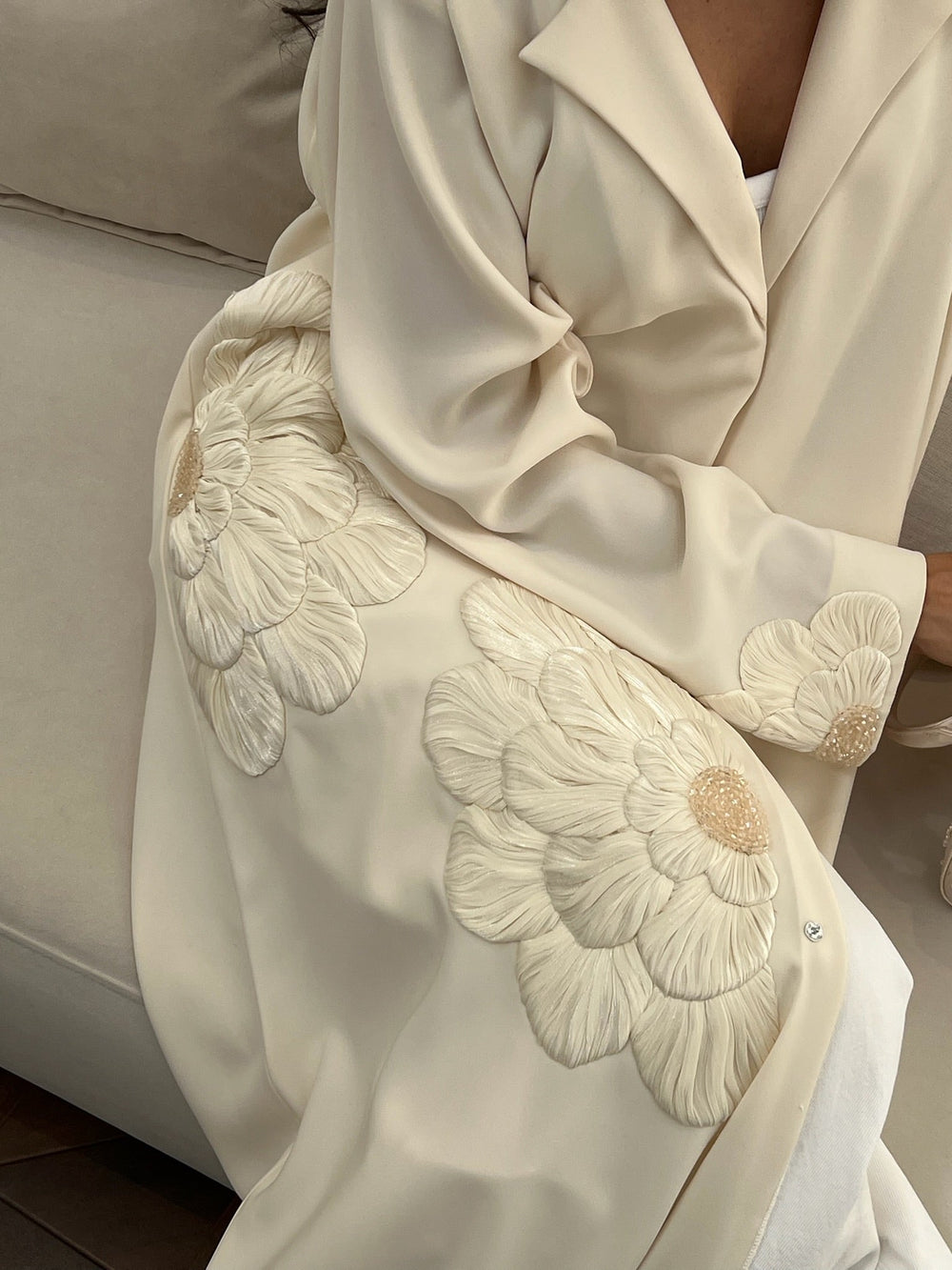 Cream Floral Open-Front Abaya